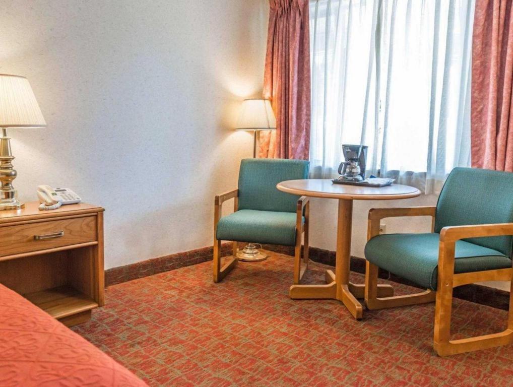 Quality Inn Royle Kittanning Exterior photo